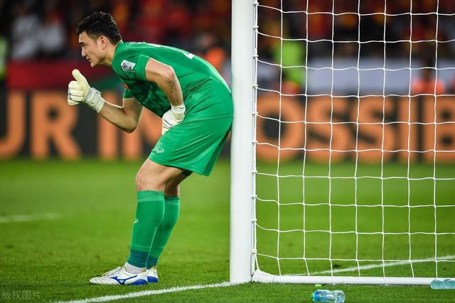 保密工作到位！父亲看到篮协官宣得知赵睿交易