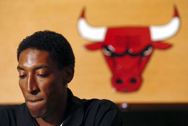 胡梅尔斯前妻：我非常爱我的前夫 我生活中缺男人