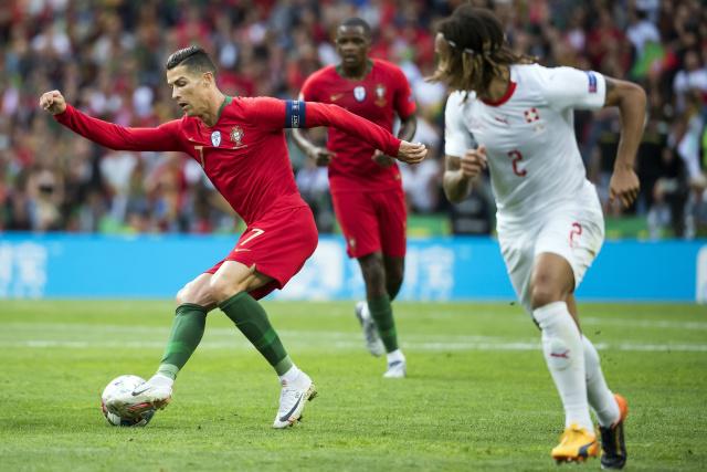 骑士险胜篮网开季11连胜 文班24+16马刺负爵士